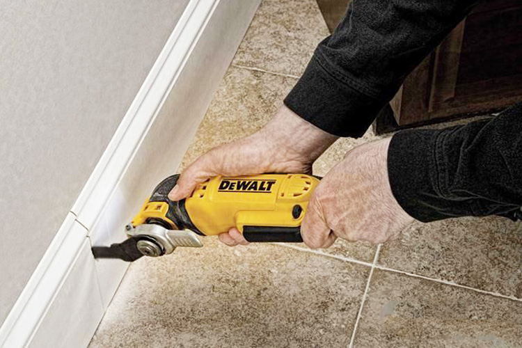 Máy cắt rung đa năng 300W Dewalt DWE315K-B1