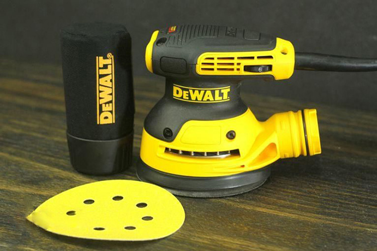Máy chà nhám tròn 230W Dewalt DWE6423-B1