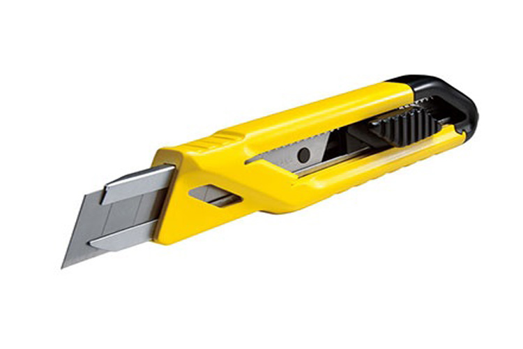 Dao rọc giấy cán nhựa 18mm Stanley STHT10265-8