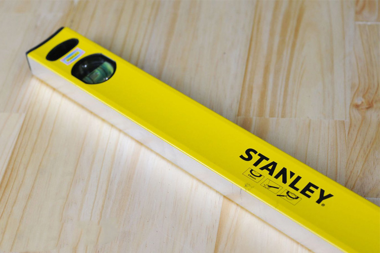 thước thủy 30 inches/80cm Stanley STHT43104-8