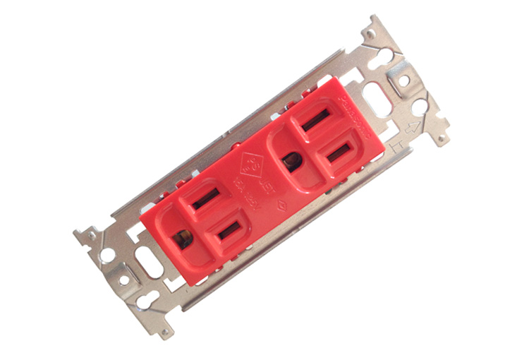 Ổ cắm đôi nối đất 125V - 15A Panasonic WN1518R