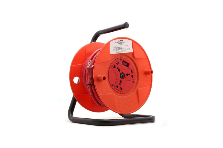 Ổ cắm điện kéo dài quay tay kiểu RULO loại 20m LiOA QT2025