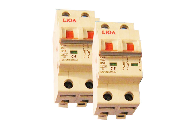 Aptomat loại 2 cực dòng điện 25A LiOA MCB2025/4,5