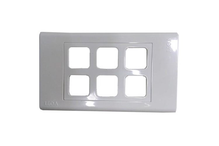 Mặt lỗ vuông viền thẳng mặt 6 lỗ LiOA E18S6X