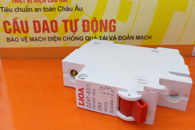 Aptomat loại 1 cực dòng điện 63A LiOA MCB1063/6