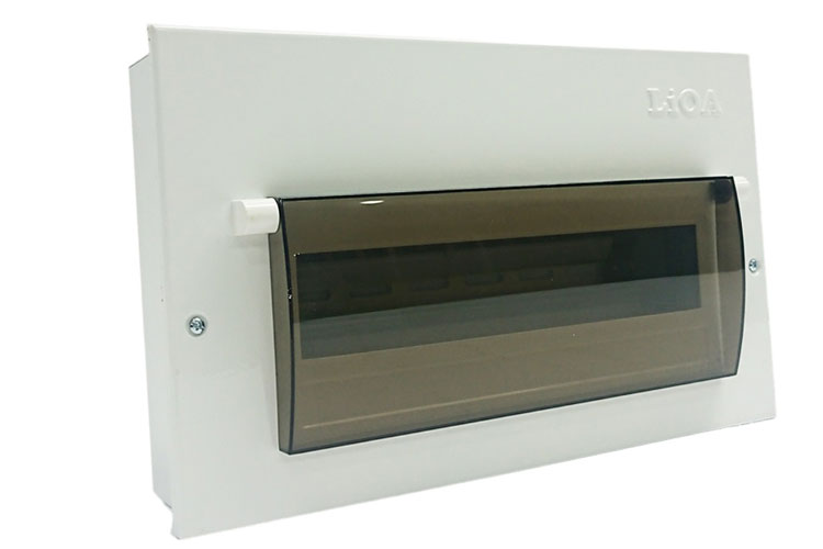 Tủ điện kim loại chứa 13 APTOMAT LiOA SE13PL