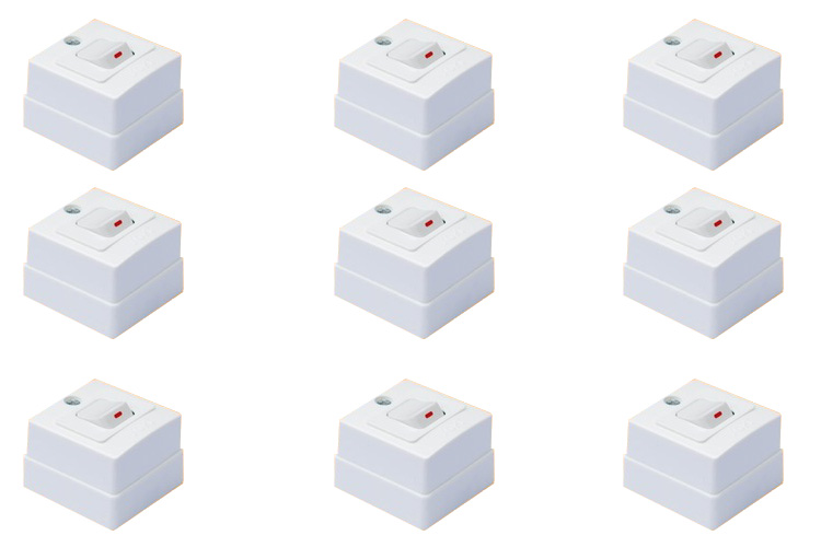 Floating box with 1 square hole to install 10A 1-way switch E18S12M LiOA HN1X1S