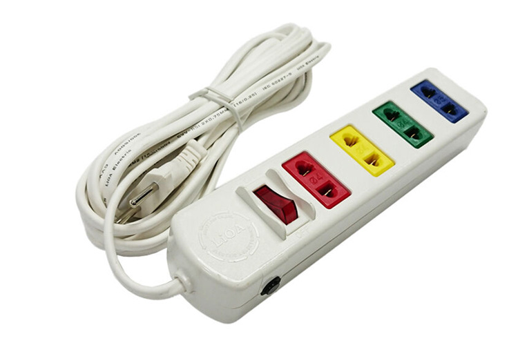 Ổ cắm điện 4 ổ cắm 1 công tắc dây 3m trắng 1000w/250v LiOA 4S3W