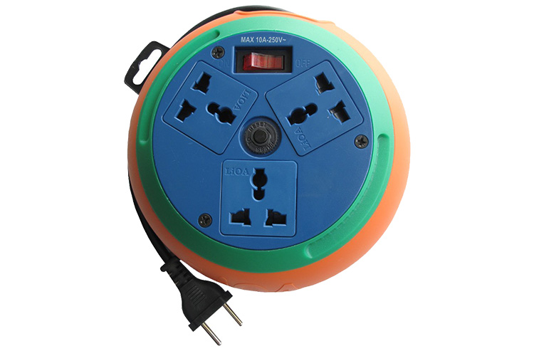 Ổ cắm đĩa bay dây 5m 10A LiOA DB52-10A