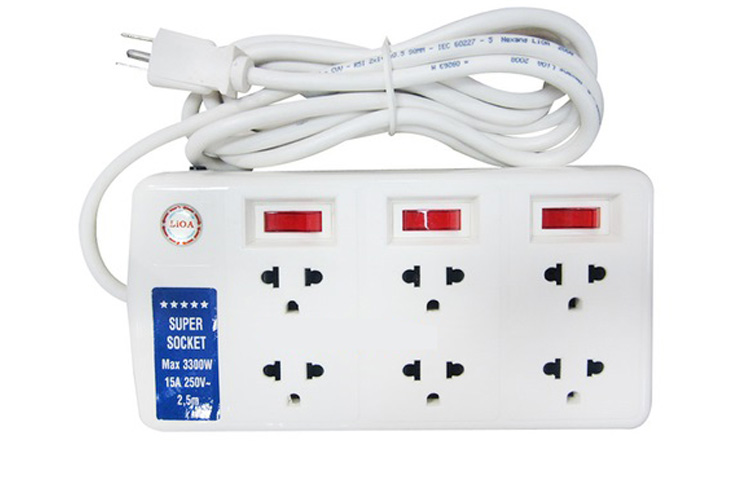 Ổ cắm điện 6 ổ cắm dây 2.5m có nắp che an toàn 3300w LiOA 6SS2.5-2