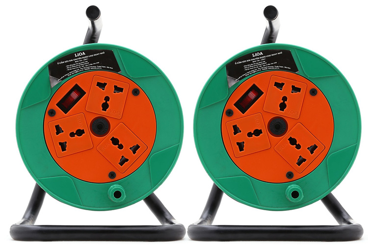 Ổ cắm điện kéo dài quay tay kiểu RULO loại 20m LiOA QN20-2-10A
