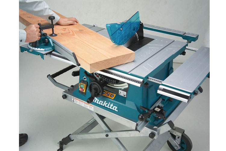 Máy cưa bàn 1500W đường kính 255mm Makita MLT100