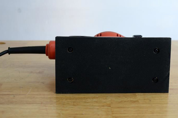 Máy chà nhám rung 180W Maktec MT921