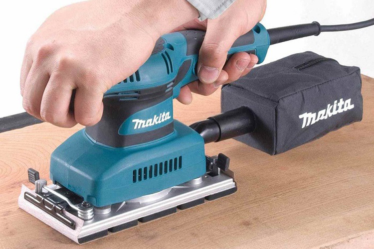 Máy chà nhám rung 190W đường kính 93x228mm Makita BO3710