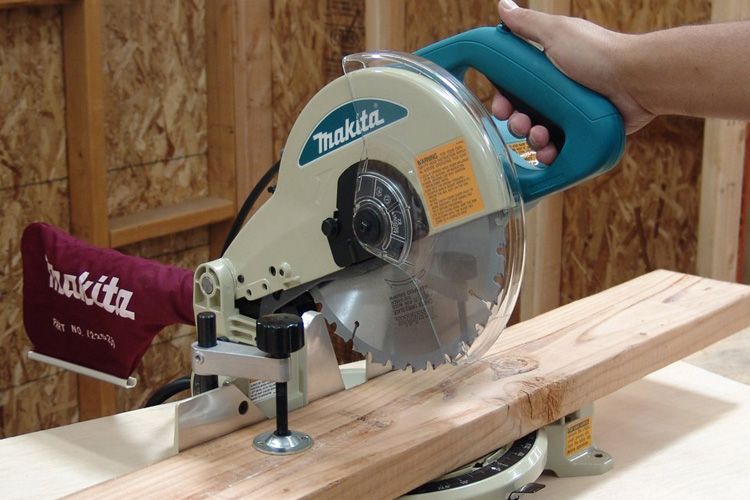 Máy cưa đa góc 1650W đường kính 260mm Makita LS1040