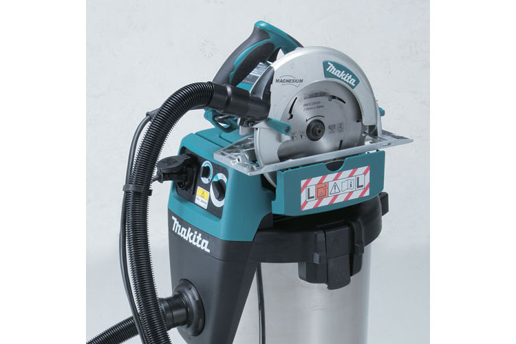 Máy hút bụi 1050W/22kPa Makita VC3210LX1