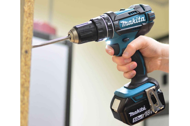 Máy khoan Makita DHP482Z