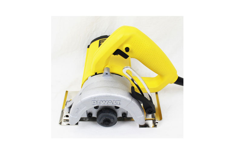 Máy cắt gạch Dewalt DW862-B1