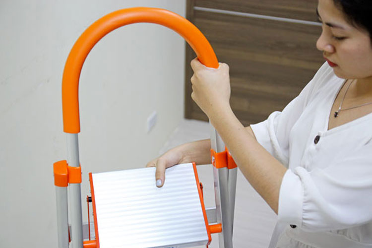 Thang ghế gia đình INOX - NKT-IN04