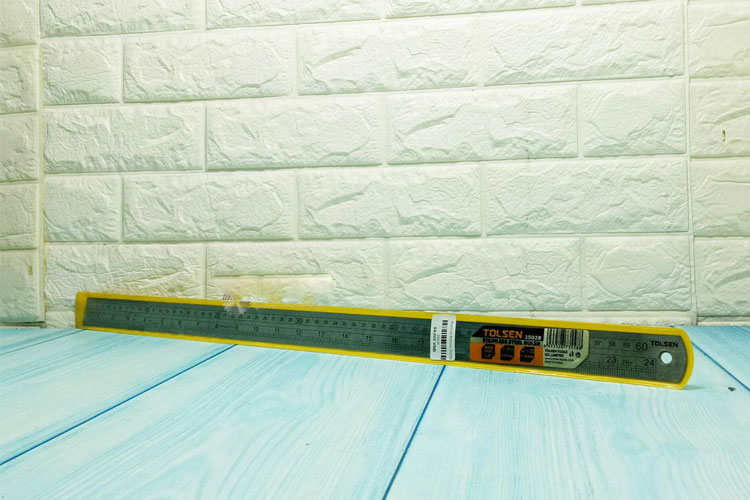 Thước lá 600mm Tolsen 35028