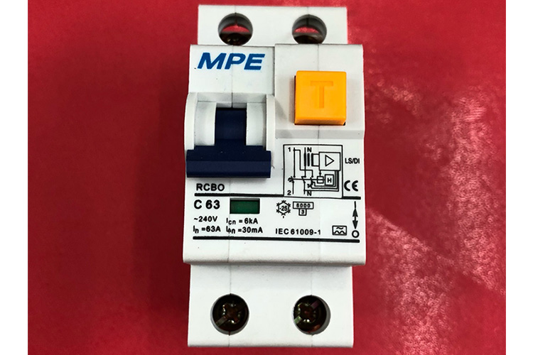 Cầu dao bảo vệ dòng rò và quá tải số cực 2p, In 63A MPE RCB0-30/263 dòng rò 30mA