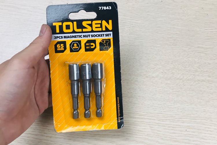 Tolsen 77843 8mm roofing screw head
