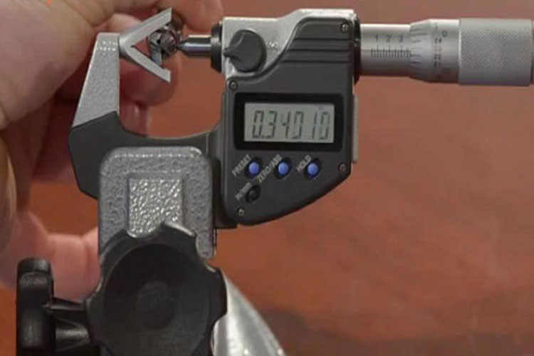 Panme điện tử đo ngoài 50-75mm/IP65 không cổng SPC Mitutoyo 293-242-30