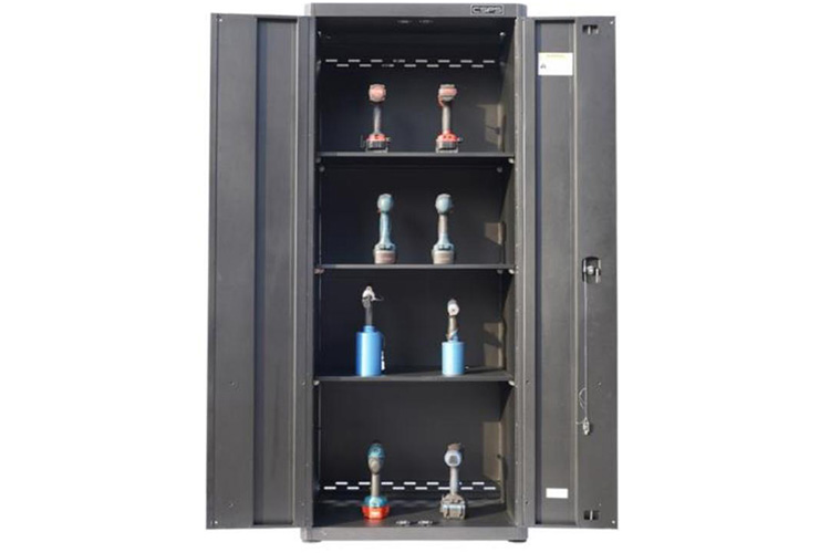 Tủ dụng cụ màu đen 76cm 3 ngăn CSPS VNGS3352BB11