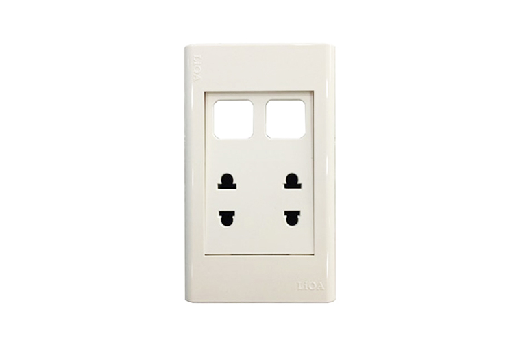 Ổ cắm đôi 2 chấu 16A với 2 lỗ LiOA E18S2U2X