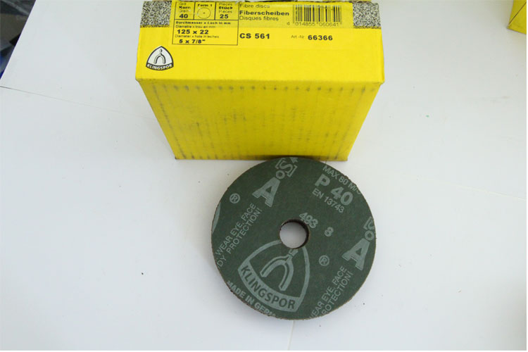 Nhám mài dĩa Fiber disc CS561/P40/125x22mm Klingspor 66366