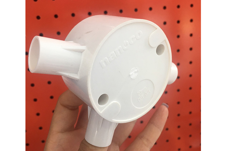 Hộp nối tròn 3 ngã Ø20 NANOCO NPA67201