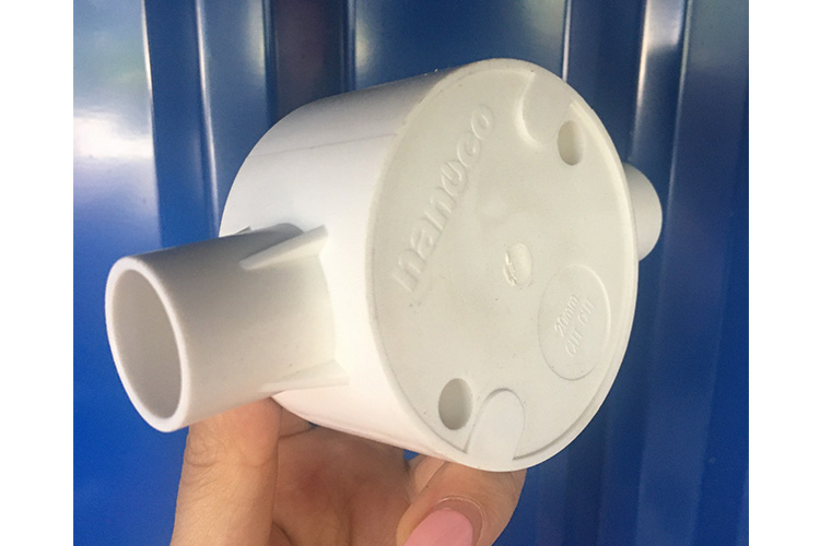 Hộp nối tròn 2 ngã vuông Ø16 NANOCO NPA69161