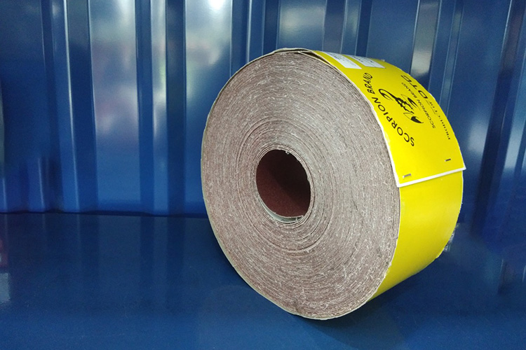 Cuộn giấy nhám vòng độ hạt 100 BÒ CẠP AJ63 100