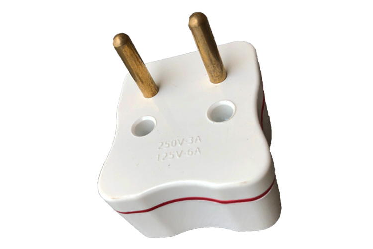 Phích cắm chuyển điện UA2A Điện Quang 62229004