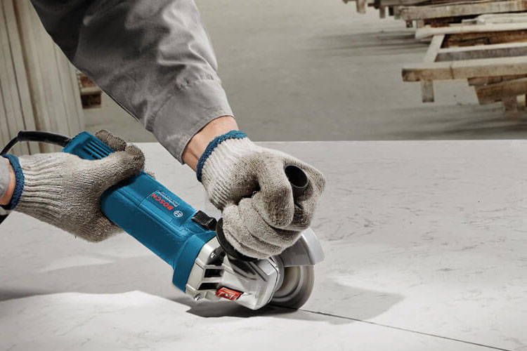 750W angle grinder with slide switch BOSCH 06013940K0