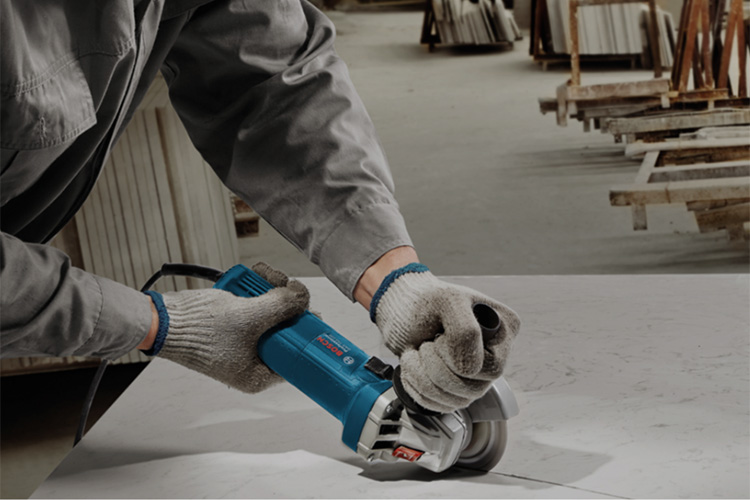 BOSCH 06013886K0 720W angle grinder with slide switch