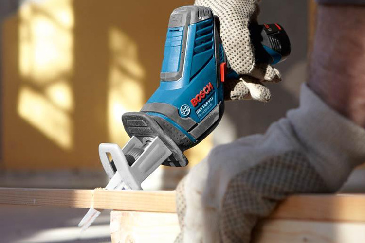 Máy cưa kiếm dùng pin 12V BOSCH 060164L9L2