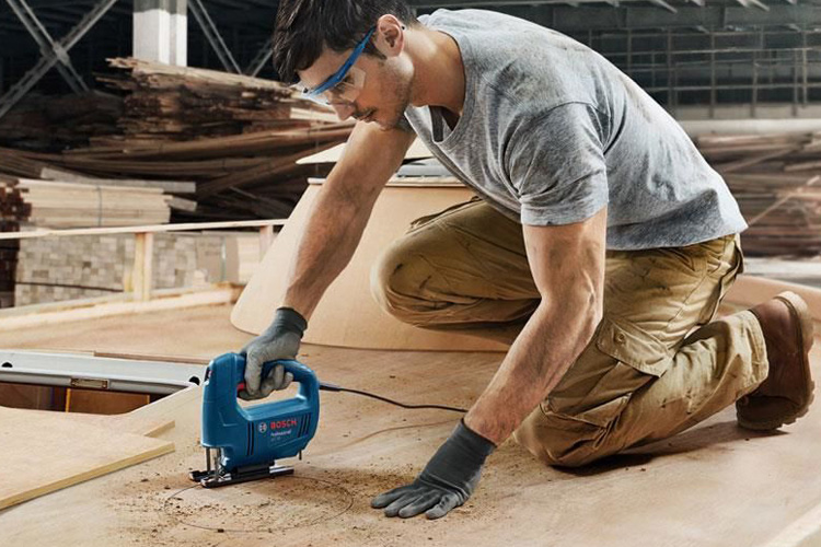 Máy cưa lọng 450W BOSCH 06015A8000
