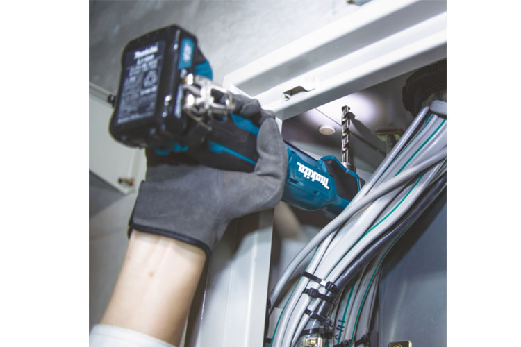 Máy khoan góc pin 12V/1.5Ah Makita DA332DZ không pin và sạc