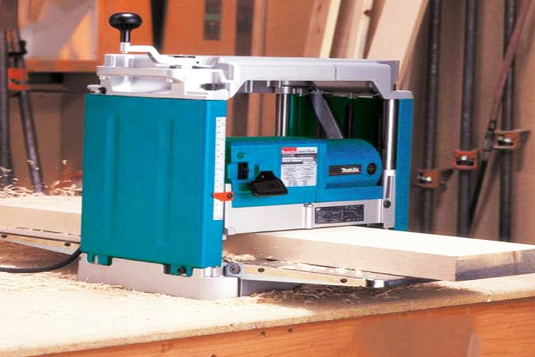Máy bào bàn 304mm Makita 2012NB