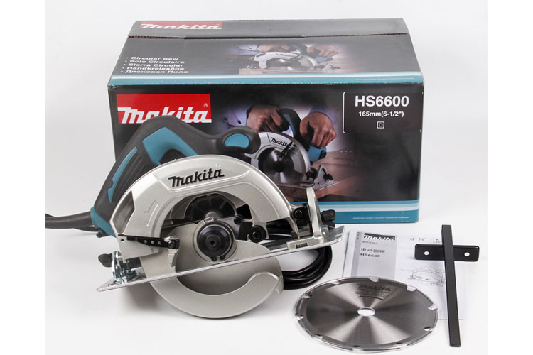 Máy cưa đĩa 165mm Makita HS6600