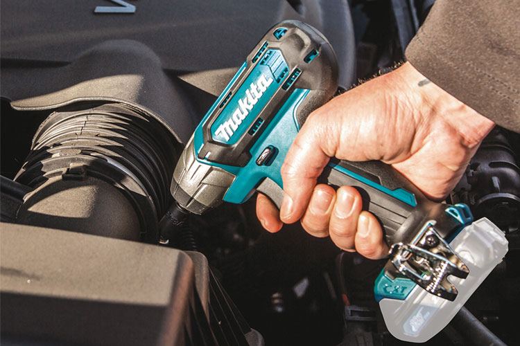 Máy siết bu lông pin 12V Makita TW060DZ không pin và sạc