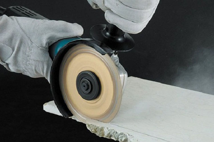 Makita-GA4030R