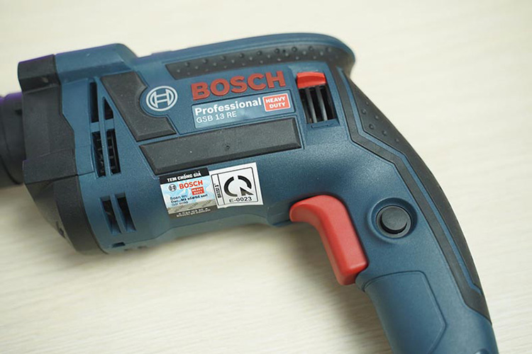 GSB hand drill with 650W capacity