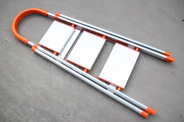 Thang nhôm ghế 3 bậc Advindeq ADS-703