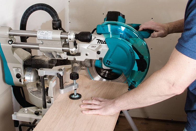 Máy cưa đa góc 260mm Makita LS1019L