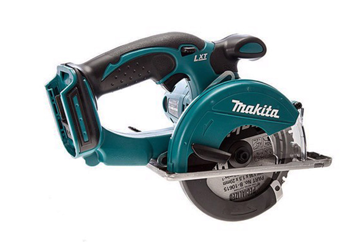 Máy cắt sắt 136mm pin 18V/4.0Ah Makita DCS550Z