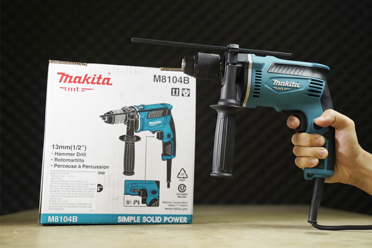 Máy khoan động lực 13mm/430W Makita M8104B