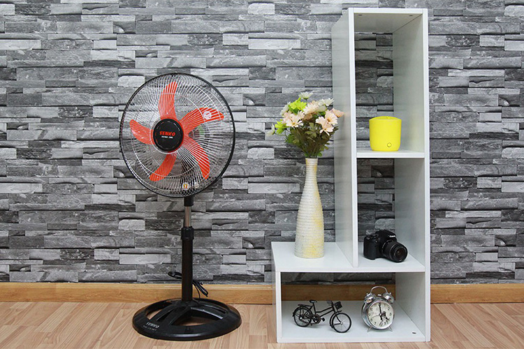 Quạt lỡ thân sắt SENKO LTS106A