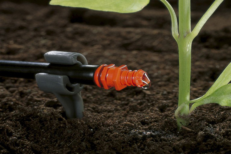 Bộ 25 đầu tưới nhỏ giọt 2lít/h Gardena 01340-20